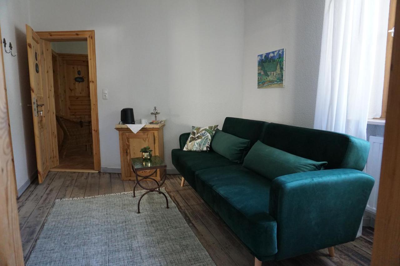 Hotel Garni Altes Winzerhaus Moselschaenke コーバン・ゴンドルフ エクステリア 写真