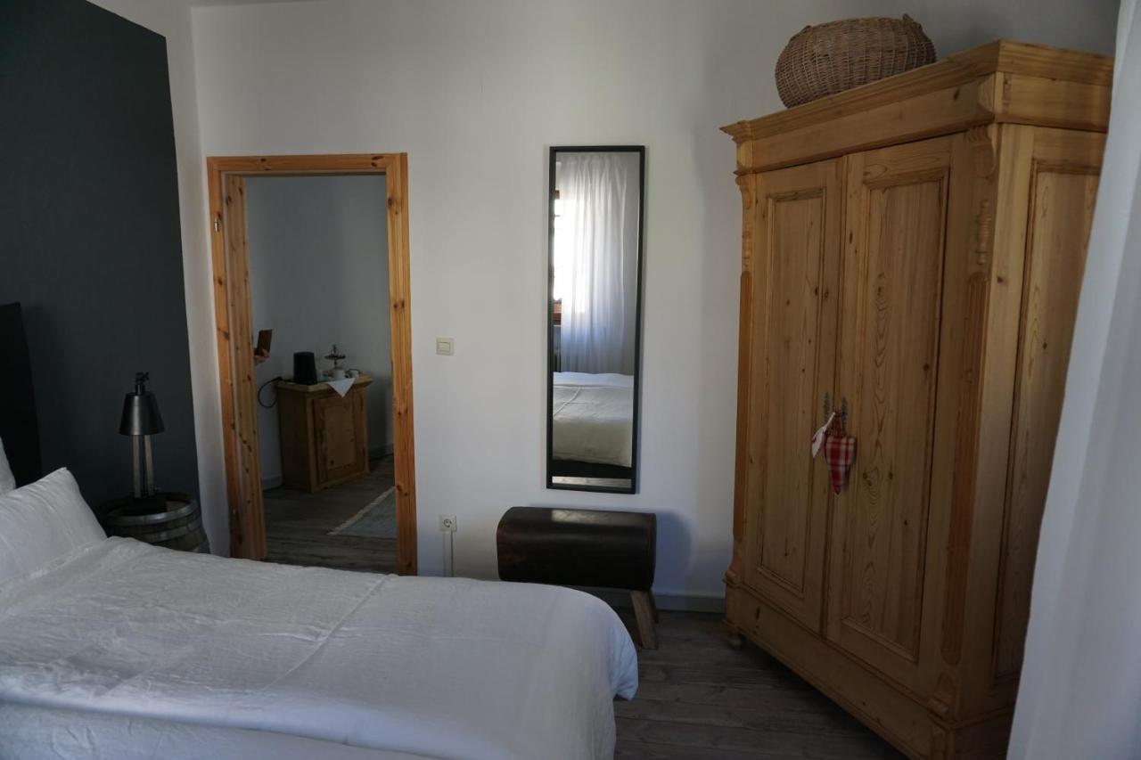 Hotel Garni Altes Winzerhaus Moselschaenke コーバン・ゴンドルフ エクステリア 写真