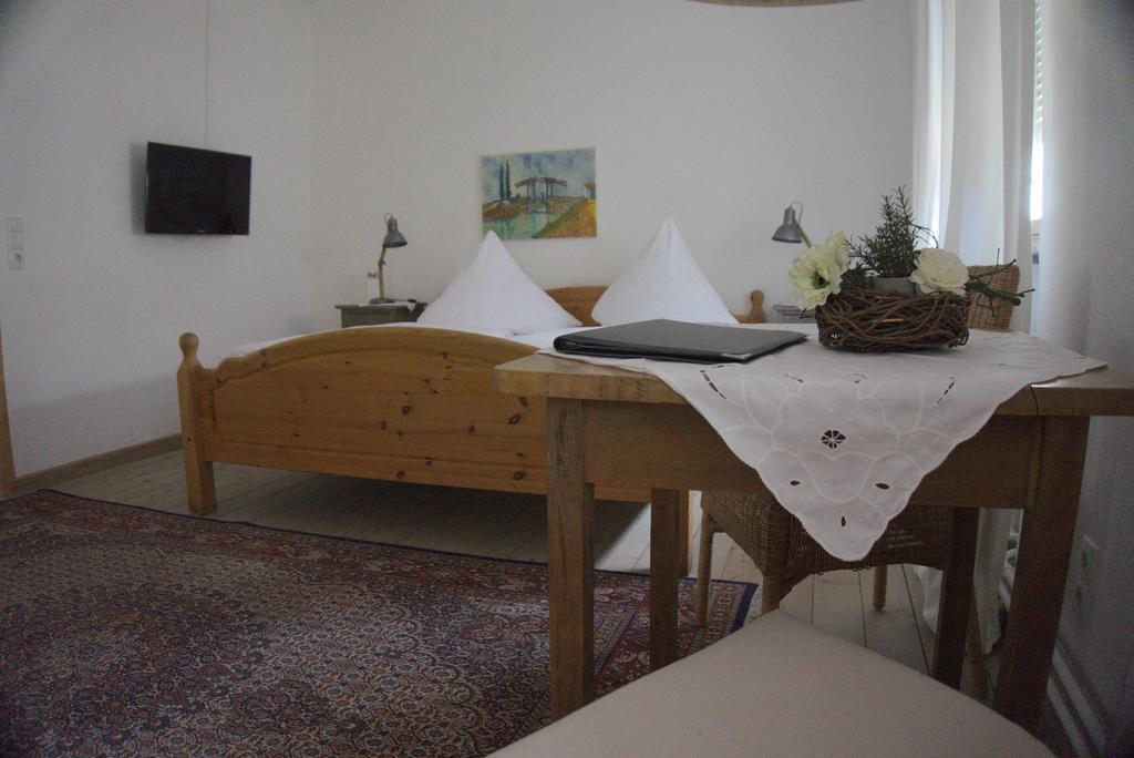 Hotel Garni Altes Winzerhaus Moselschaenke コーバン・ゴンドルフ 部屋 写真