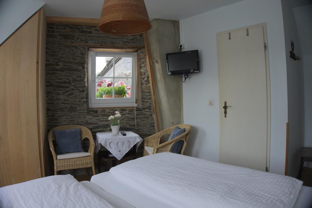 Hotel Garni Altes Winzerhaus Moselschaenke コーバン・ゴンドルフ エクステリア 写真