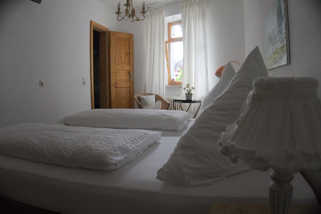Hotel Garni Altes Winzerhaus Moselschaenke コーバン・ゴンドルフ エクステリア 写真